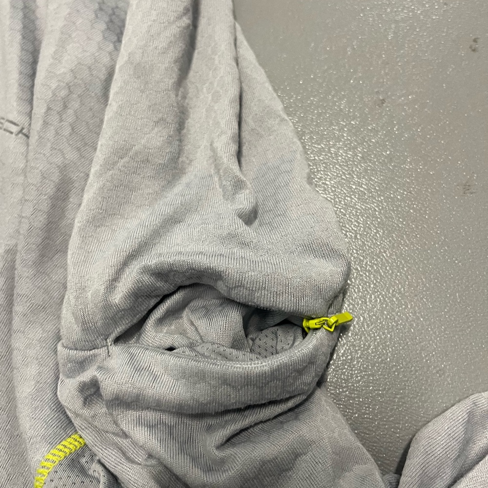Porsche Design Light Gray Performance Jacket - Picture 4 of 13